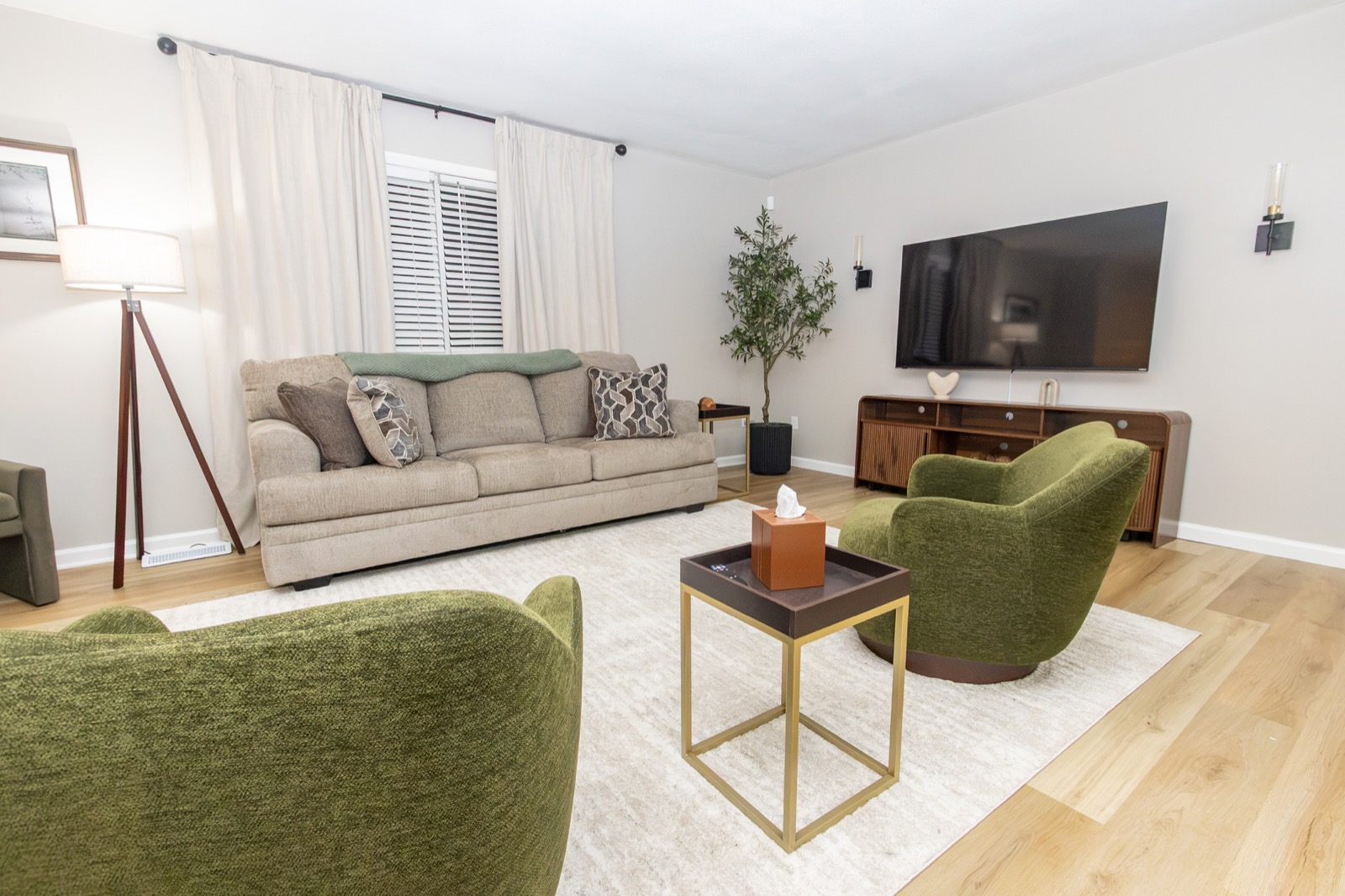 Upstairs living room